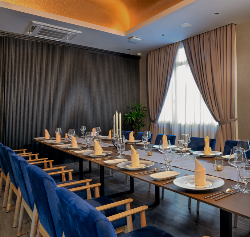 Dusk Restaurant Mount Faber Private Dining Room table set up